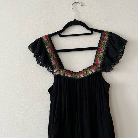 Urban Outfitters Marissa Black Gauzy Embroidered Romper - Picture 4 of 7